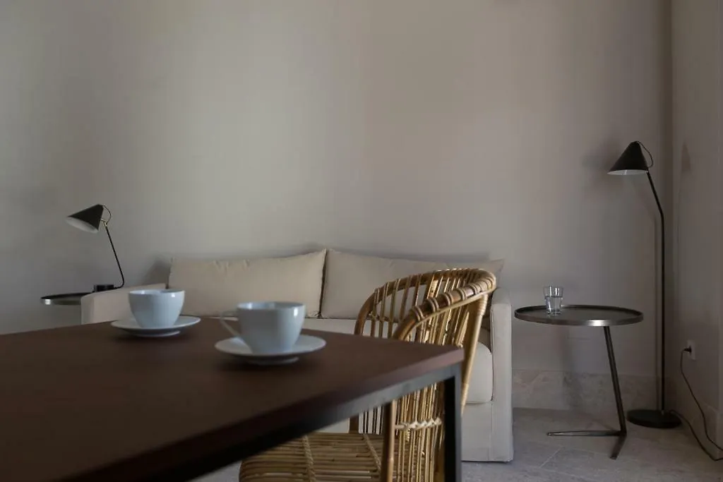 Chacon Apartments & Suites Estepona