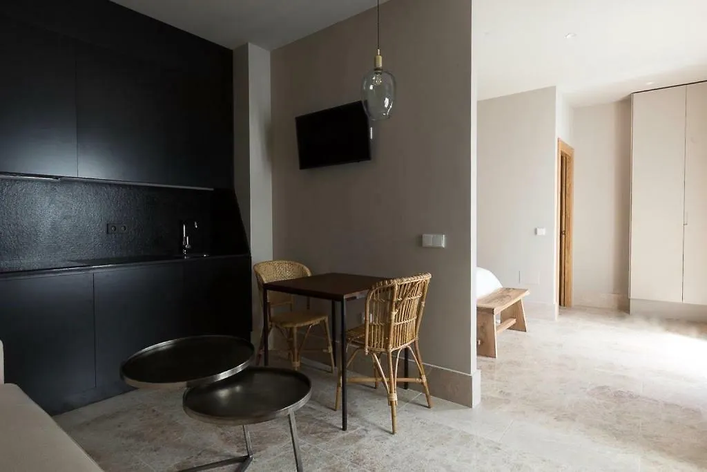 Chacon Apartments & Suites Estepona