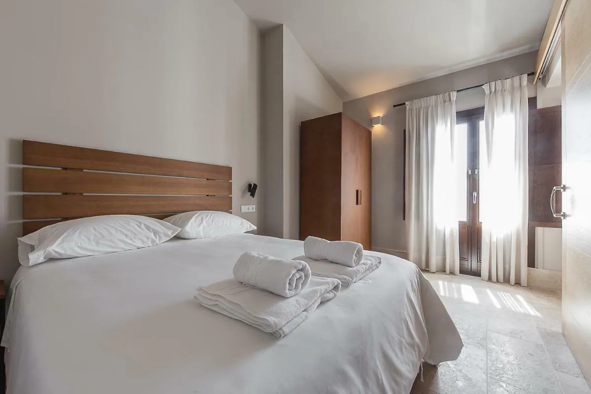 Chacon Apartments & Suites Estepona